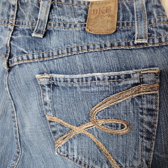 Buckle BKE Wendi Lowrise Flare Distressed Thick Stitch Jeans✨️sz 28 x 33 1/2 - Picture 6 of 13
